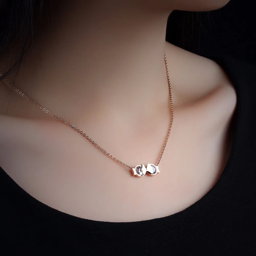 Fatelove-Fat-Kissing-Fish-Pendant-Necklace-For-Woman-Inlaid-Cubic-Zirconia-Titanium-Steel-Cute-Jewelry-Best (3)