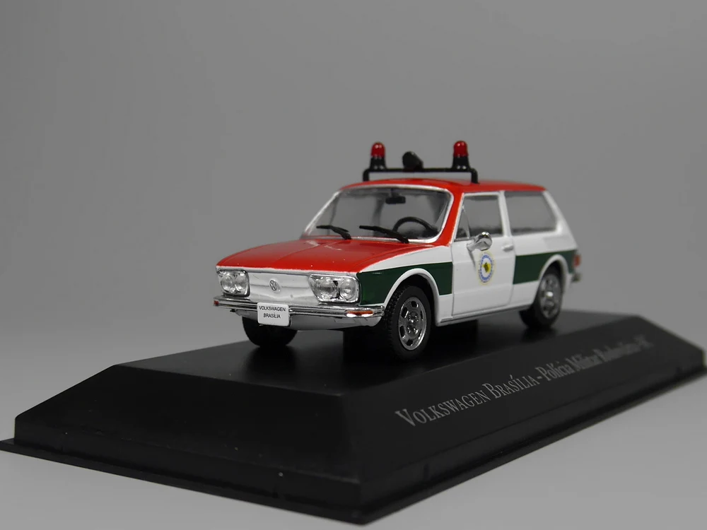 Авто ИНН-ixo 1:43 Volkswagen Brasilia Policia Militar Rodoviaria литая модель автомобиля