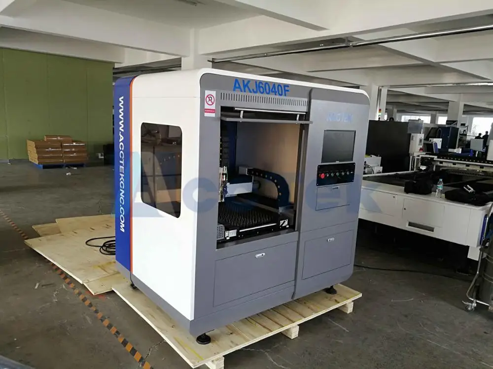 High precision 6040 1390 300W 500W 750W 1000W fiber laser cutter