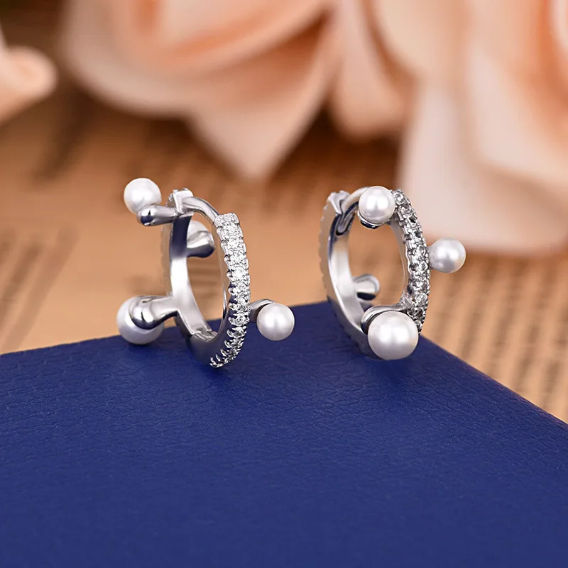 

Trendy Elegant Pearl Hoop Earrings Pearls Statement Small Zircon Earrings For Wedding Party Gift ZK40