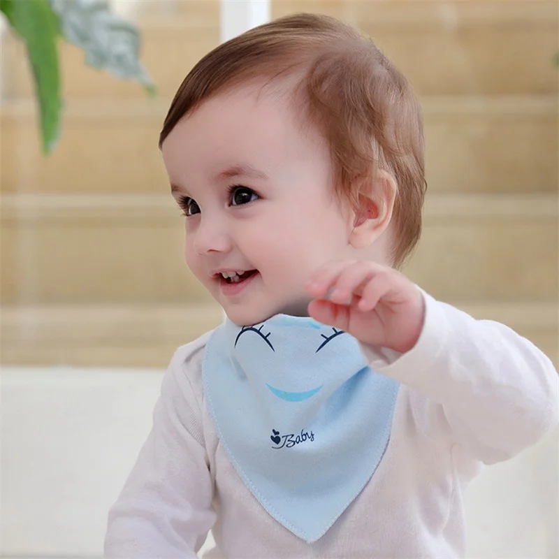 

Cotton 3pcs a lot Baby Bibs Burp Cloths Soft Towel Newborn Triangle with Funny Expression Infant Burp Scarf Character Letter