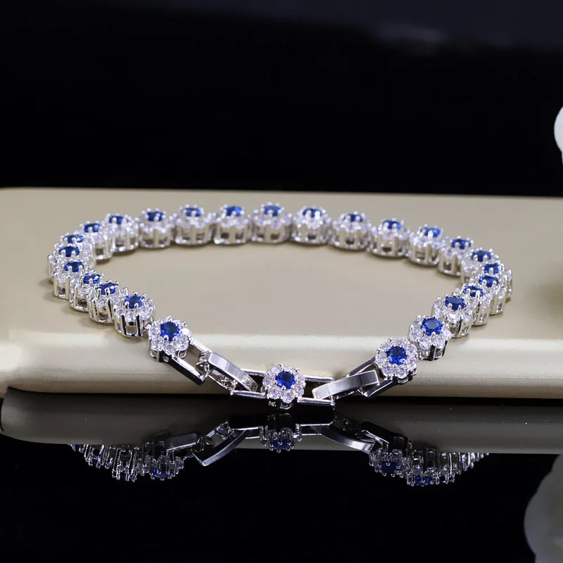 jewelry accessories BeaQueen Trendy Green and White Cubic Zirconia Stone Setting Ladies Tennis Bracelets Silver 925 Jewelry for Women B100 jewellery shop near me