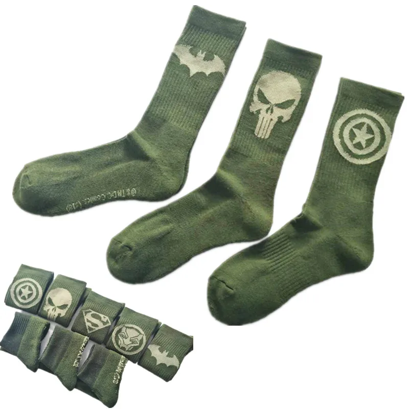 

Avengers Marvel Cartoon Floor Socks Batman Superman Punisher Wonder Woman Cosplay Fashion Novelty Unisex Autumn Winter Sokken