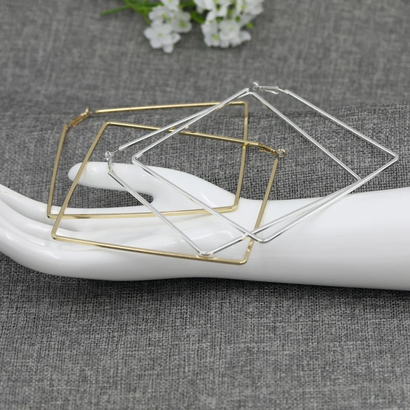 

Punk Style 100mm Big Metal Square Huge Hoop Earrings For Women 2018 New Jewelry Boho Geometric Simple Earrings Pendientes ABE9