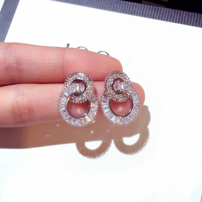 

TYME 2019 double circles cubic zirconia stud earrings for women high quality silver color party wedding earrings pendientes