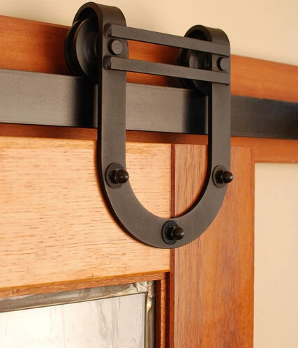 Herrajes para puertas de madera Herrajes para puertas de madera
