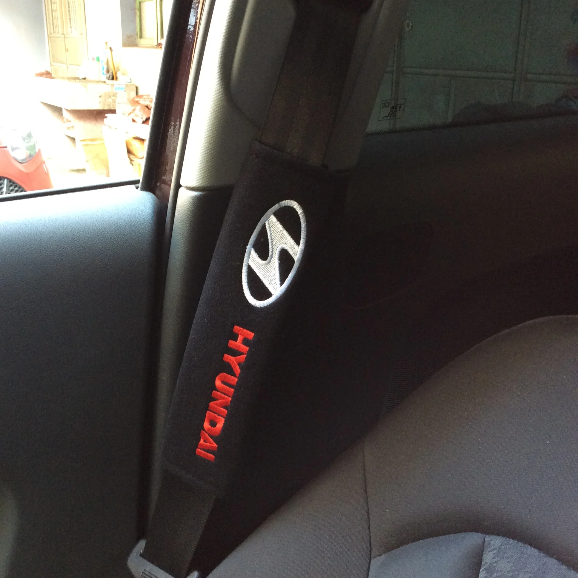 Coperture Adesive Per Montanti B | Per Hyundai Tucson 2015-2019 | Rivestimento Lucido In ABS Anti-Graffio | Protezione E Decorazione Esterna