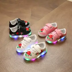 2017 детская обувь осень детские вышитые совета обувь модные для мальчиков и девочек со светодиодной подсветкой повседневная обувь