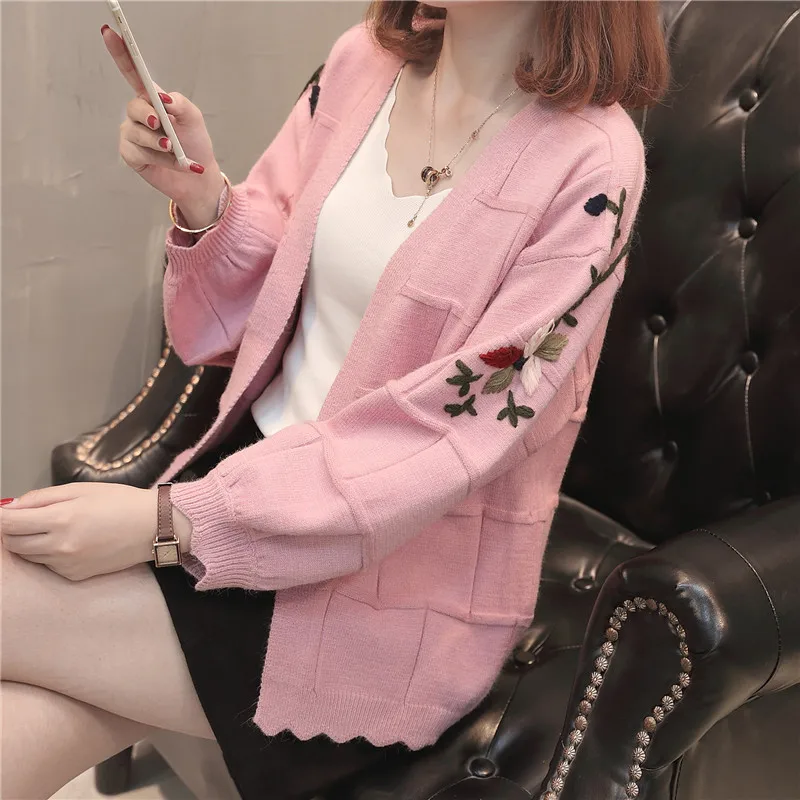 

Cardigan Female 2018 Autumn Winter Sweaters And Cardigans Flower Embroidery Cardigan Coat Woman Knitted Jumper Tops Pull Femme