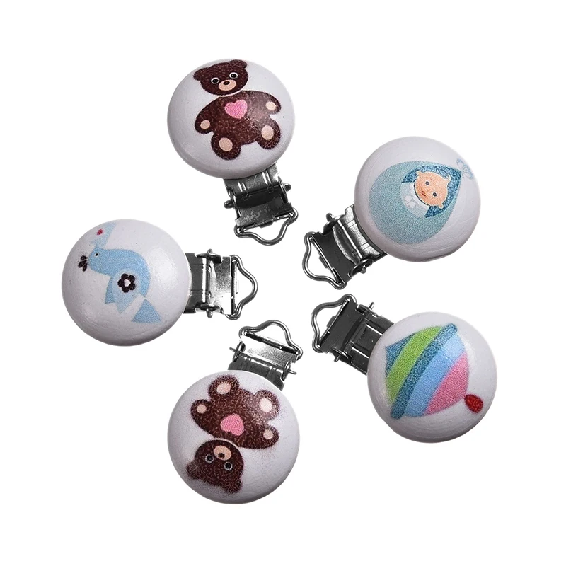 

Free Shipping New 5Pcs Baby Pacifier Clips Soother Clasps Wooden Clips Round Cartoon Pattern Baby Product Random Mixed