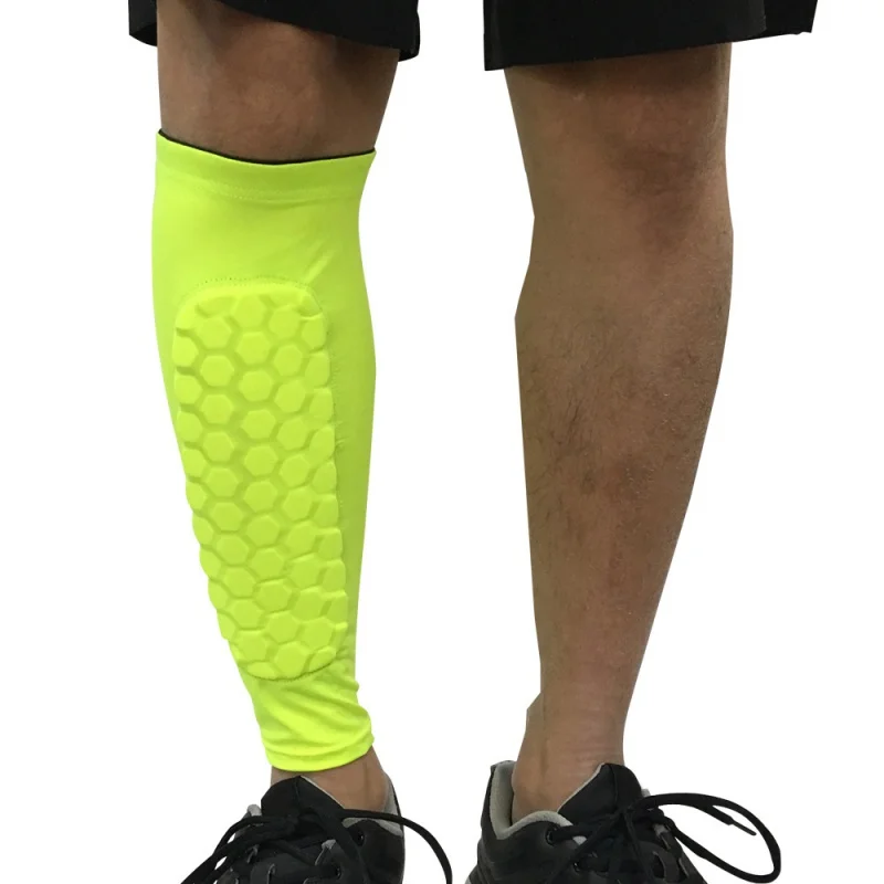 Щитки на голень для футбола защитные футбольные колодки держатели ног рукава баскетбол тренировка Спорт протектор снаряжение для взрослых подростков 1 шт - Цвет: Светло-зеленый