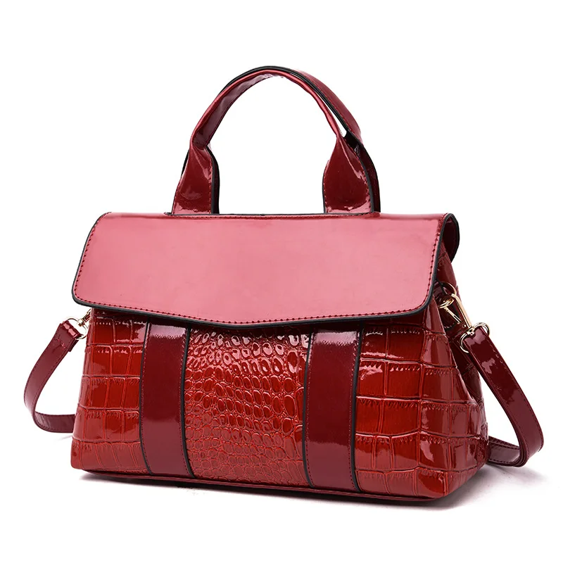

Hot large-capacity Korean version of the flip cover female fashion crocodile pattern handheld single-shoulder oblique span