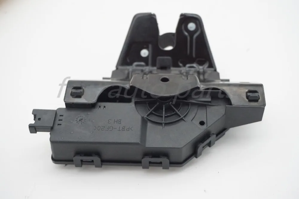 Trunk Lid Lock Release Switch for 20062011 E90 BMW 325i 325xi 328i Car