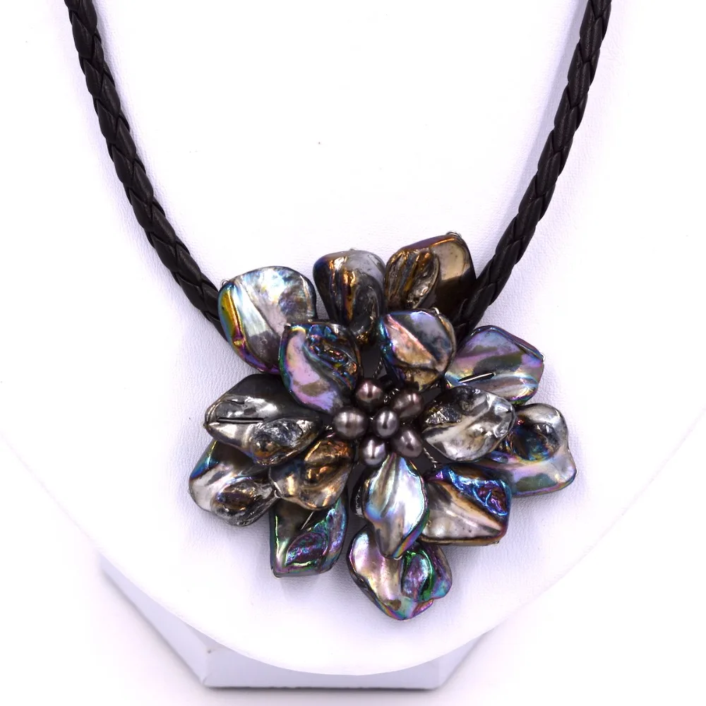 Модные ювелирные изделия барокко перламутр цветок черный жемчуг ожерелье с плетеной кожей