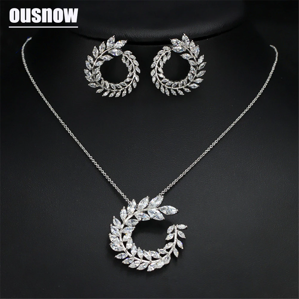 

Fashion Jewelry Silver color Sets Sparkly Olive Branch Leaf Shape Crystals from Austrian Pendant Necklace And Stud Earring Sets