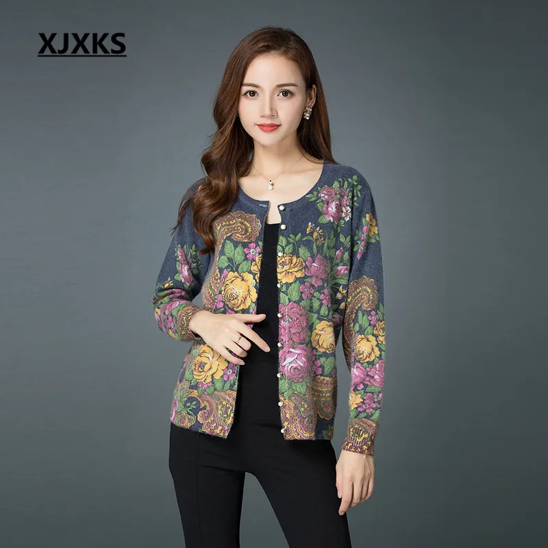 

XJXKS Women Cardigan 2018 Autumn Winter New Loose Plus Size Comfort Cashmere + Rabbit Velvet High Quality Women Sweater Cardigan