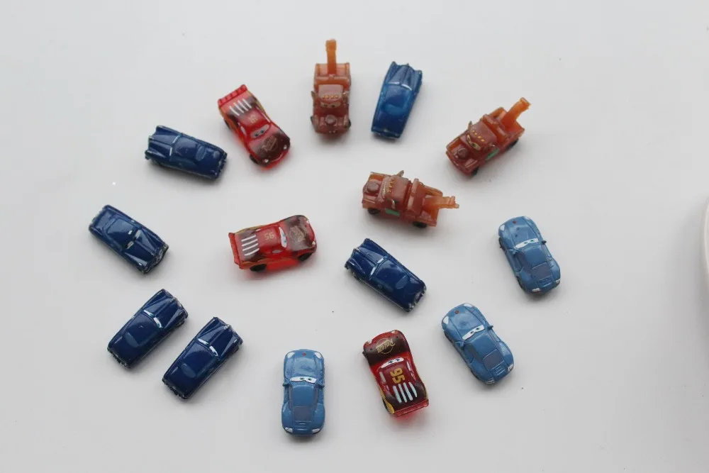 

100pcs pvc cartoon cars 4style random mixed promotion price