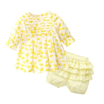 

Summer New Baby Girl's Beautiful And Cute Suit, Pure Cotton Yellow Five Sleeved Dress With Birds Pattern And Yellow Shorts