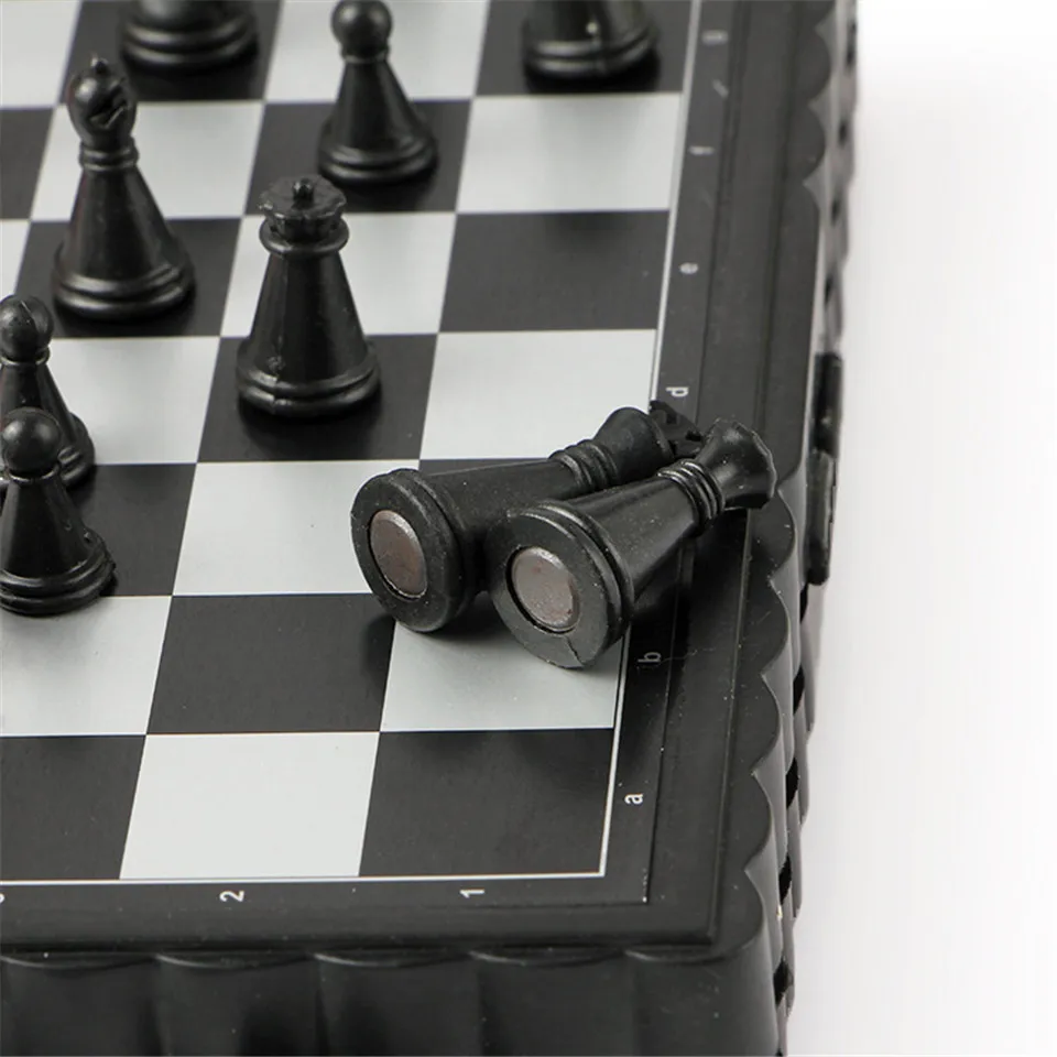 Plastic Mini Chess Set Portable Game of International Chess 13*13cm Folding Chessboard Family Board Game Toy Gift for Kids