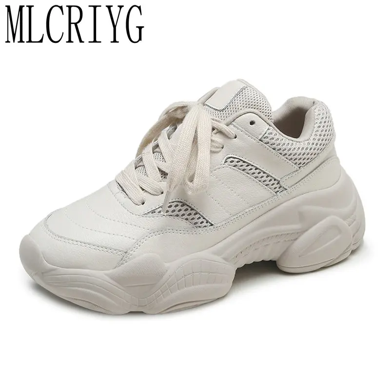 

2019 New Fashion Flat Heels Shoes for Woman Most Popular Women Platform Wild Sneakers Little White Sport Flats for Female