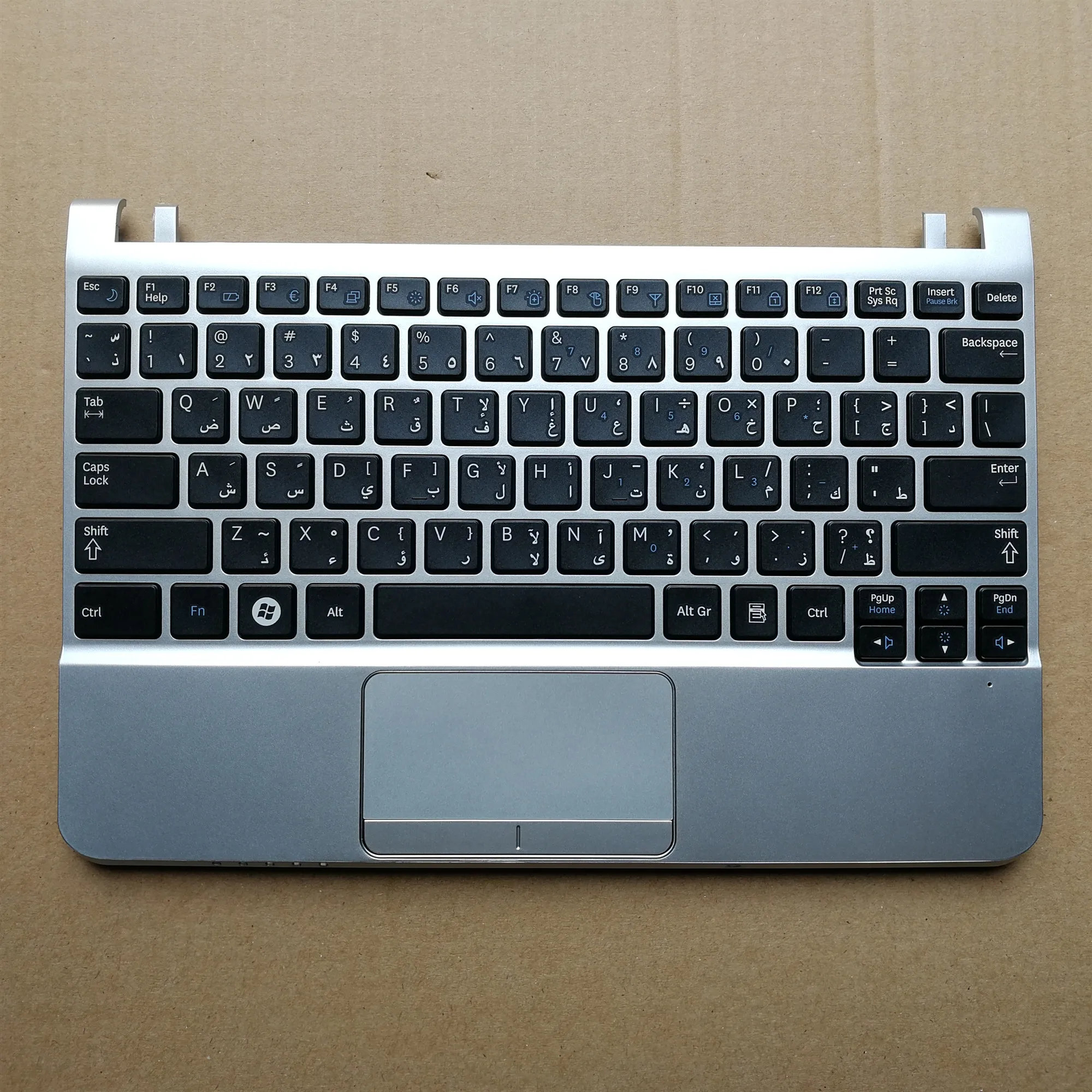

Arab layout new laptop keyboard with touchpad palmrest for samsung NC110 NC210 AR BA75-02917E