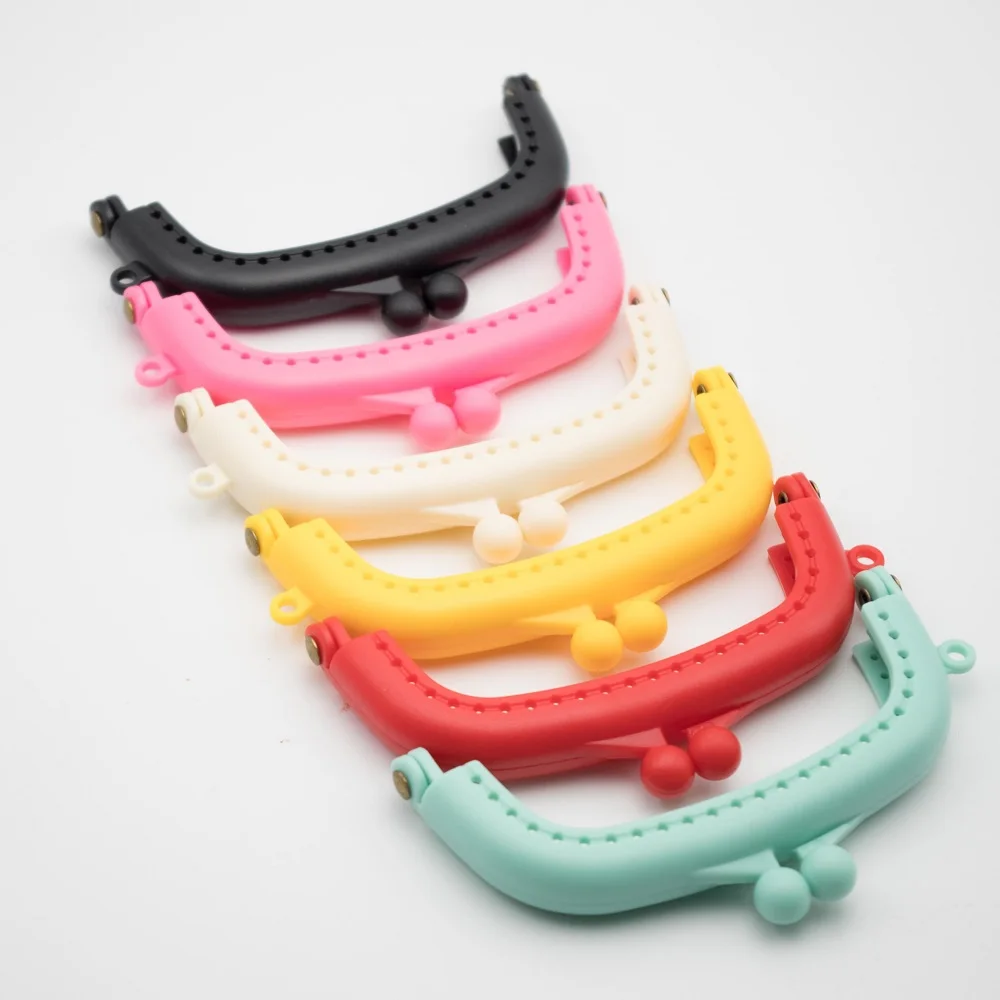 

1Pc Candy Color Resin Coin Purse Bag Arc Frame Kiss Clasp Lock Handbag 8.5cm Hot Bag Parts & Accessories