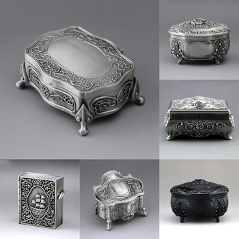 

New Europe Romantic Rose Relief Clockwork Music Box Vintage Home Decoration Metal Art Craft Desktop Ornaments Birthday Gift