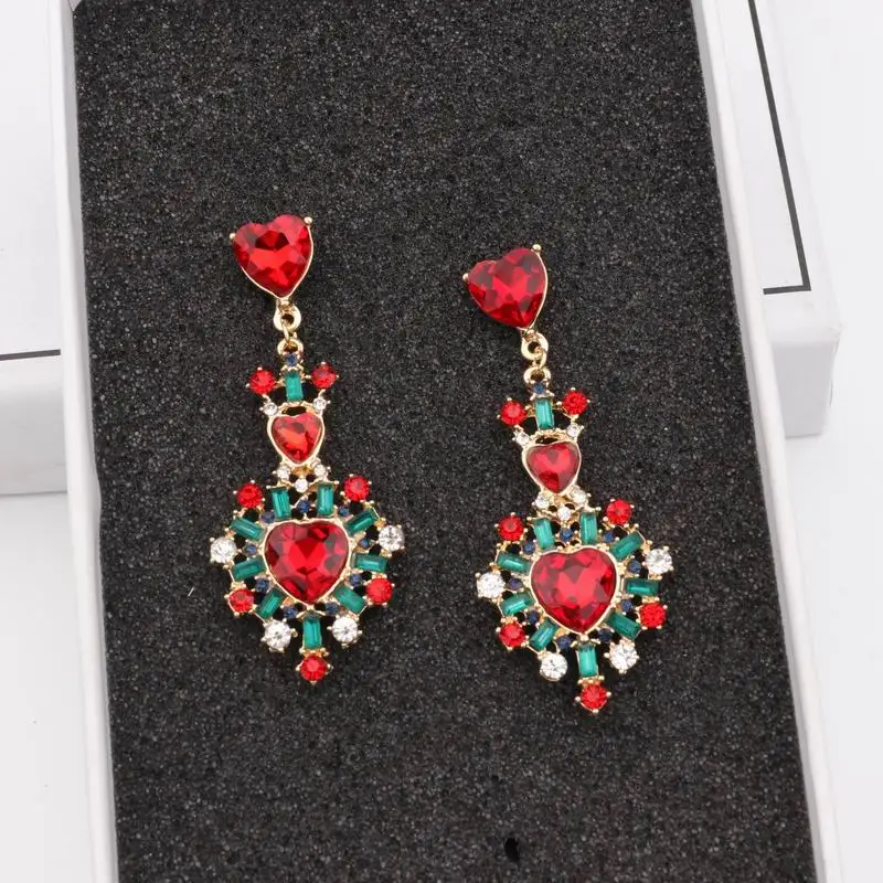 MENGJIQIAO 2018 Baroque Vintage Crystal Heart Drop Earrings Women Fashion Rhinestone Statement Boucle D'oreille Christmas Gifts