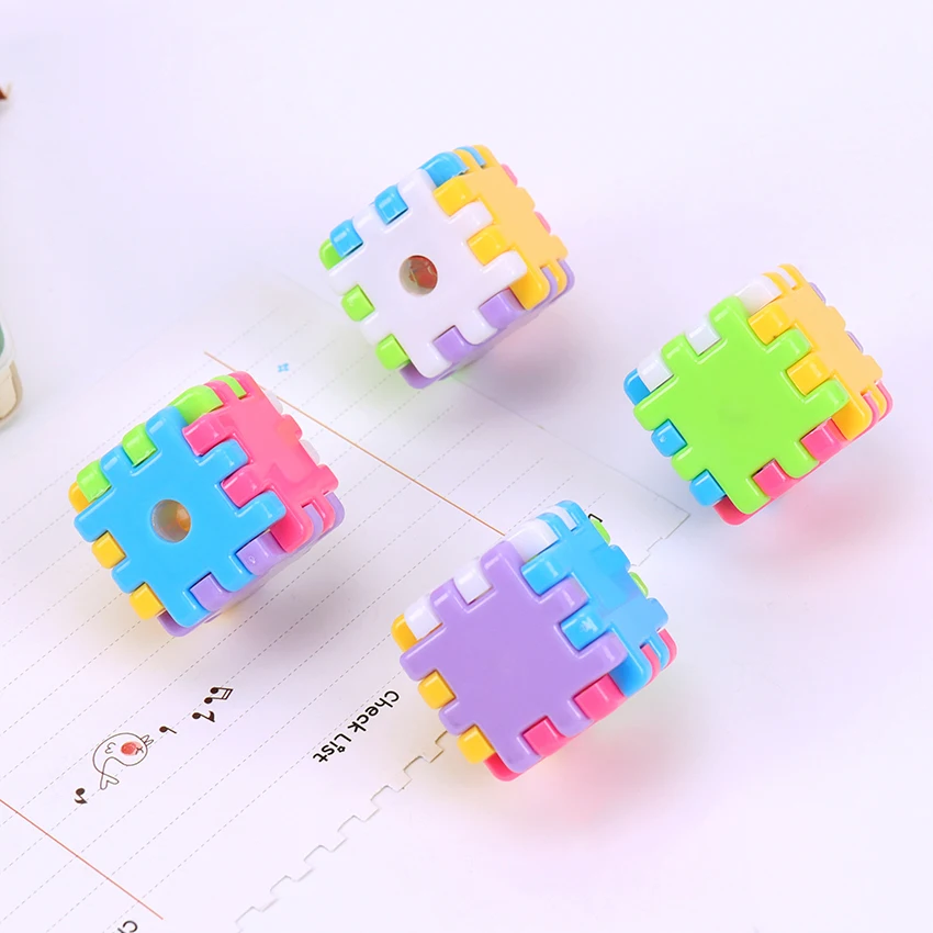 

1PC Kawaii Building Blocks Pencil Sharpener Multicolor Cute Detachable Building Blocks Pencil Sharpener Creative Stationery Gift
