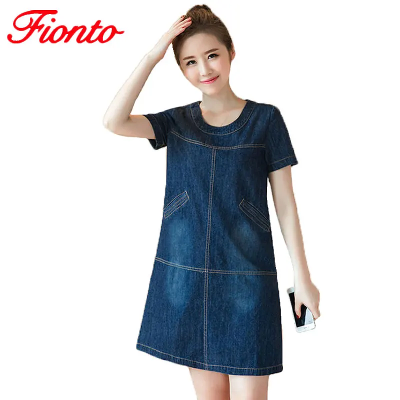 Casual dresses with sleeves and midway length jeans