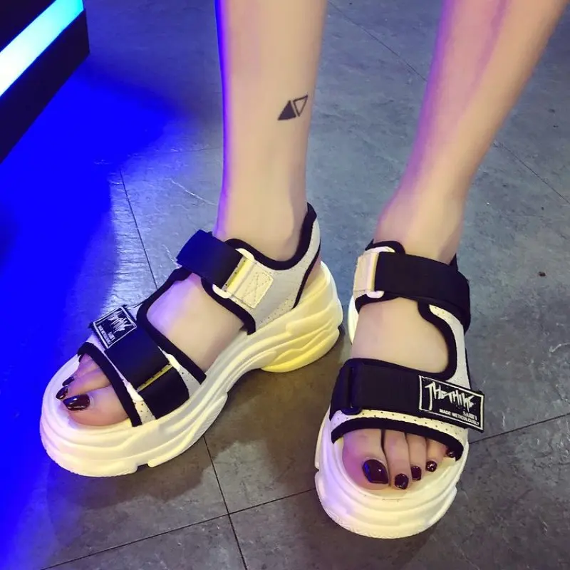 2019 Summer Platform Sandals Women Wedge High Heels Shoes Women Buckle Leather Canvas Summer Slippers Woman Chunky Sandal QQ-99 2019 Summer Platform Sandals Women Wedge High Heels Shoes Women Buckle Leather Canvas Summer Slippers Woman Chunky Sandal QQ-99
