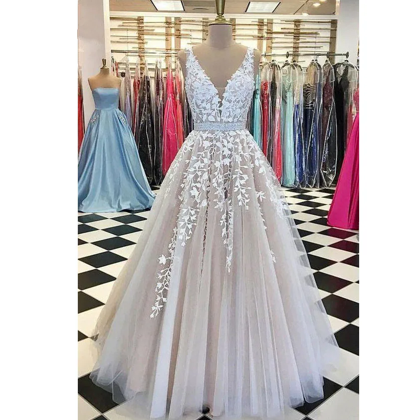 

Plus Size Muslim Dresses 2019 A-line V-neck Tulle Lace Formal Islamic Dubai Saudi Arabic Long Elegant New Gown Prom