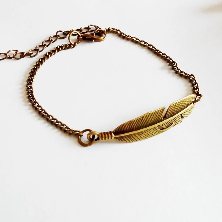 10 шт. Простой Vintage Leather Chain имитация жемчуга Винтаж перо Шарм Браслеты Для Женская