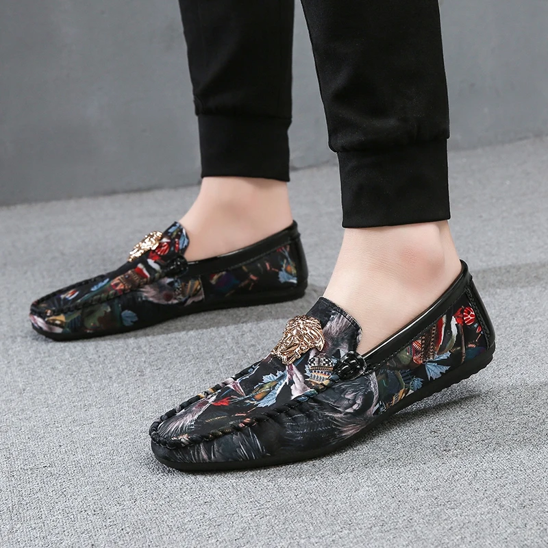 

2019 new pea shoes men's spring Korean version of the trend of men's shoes social canvas tide summer men's shoes