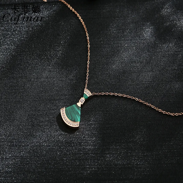 Горячее предложение, простое женское ожерелье с кристаллами из сваровски, хорошее ювелирное изделие, маленькая юбка, зеленый агат, титановая сталь, ожерелье для женщин