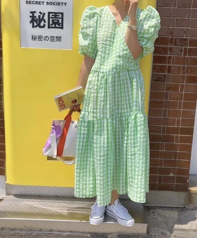 

[EWQ] 2019 Summer New Korea Fashion Clothes Sweet O Neck Plaid Puff Sleeve Mid-Calf Women Dress Loose Feminina Dresses QJ82000