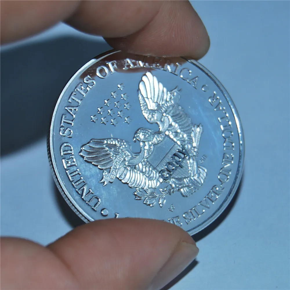 Oz Silver American Eagle Coin Mirror effect