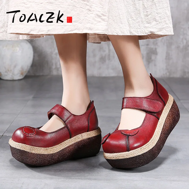 

Spring and summer new casual retro muffin bottom shallow mouth women's shoes round head leather four seasons shoes