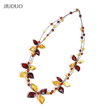 

Raw ore without baking color optimization Natural beeswax with necklace Nine years old shop fidelity natural amber