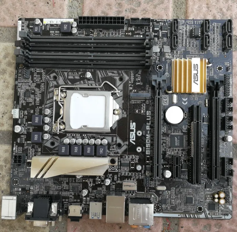 

Desktop motherboard B150M-PLUS LGA1151 DDR4 used 90%new