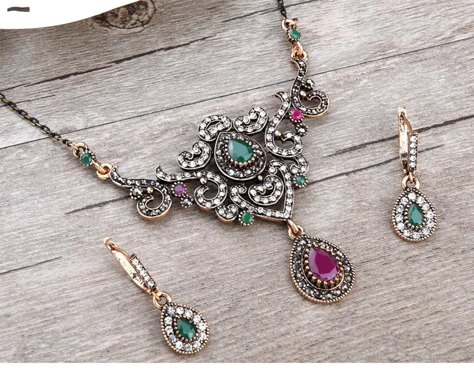 women's-vintage-jewelry-sets-of-wedding_06