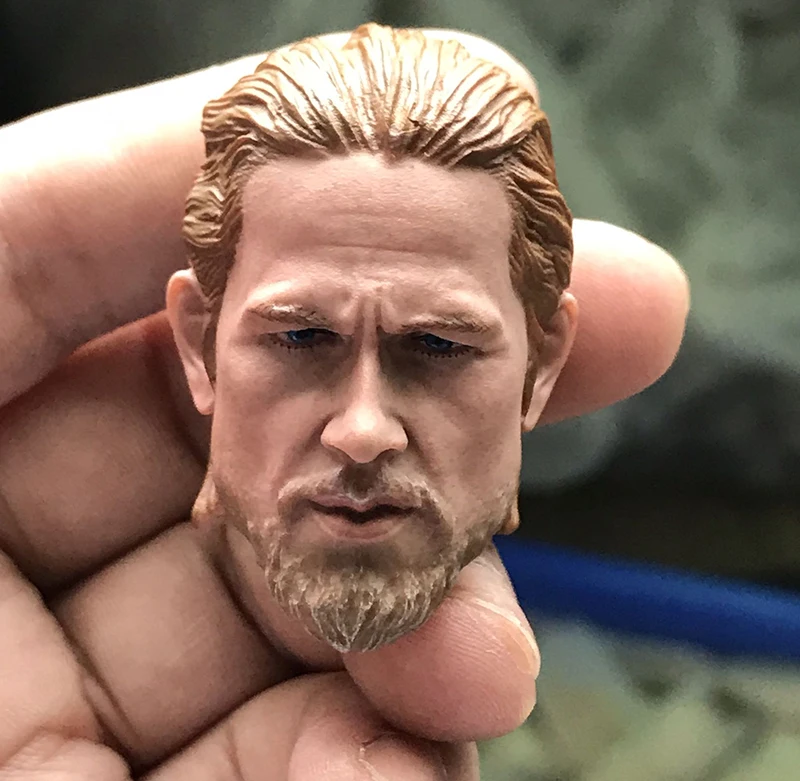 1/6 1/6 Европейский Известный актер голова Лепка Charlie Hunnam голова модель игрушки ПВХ голова модель для человека тело