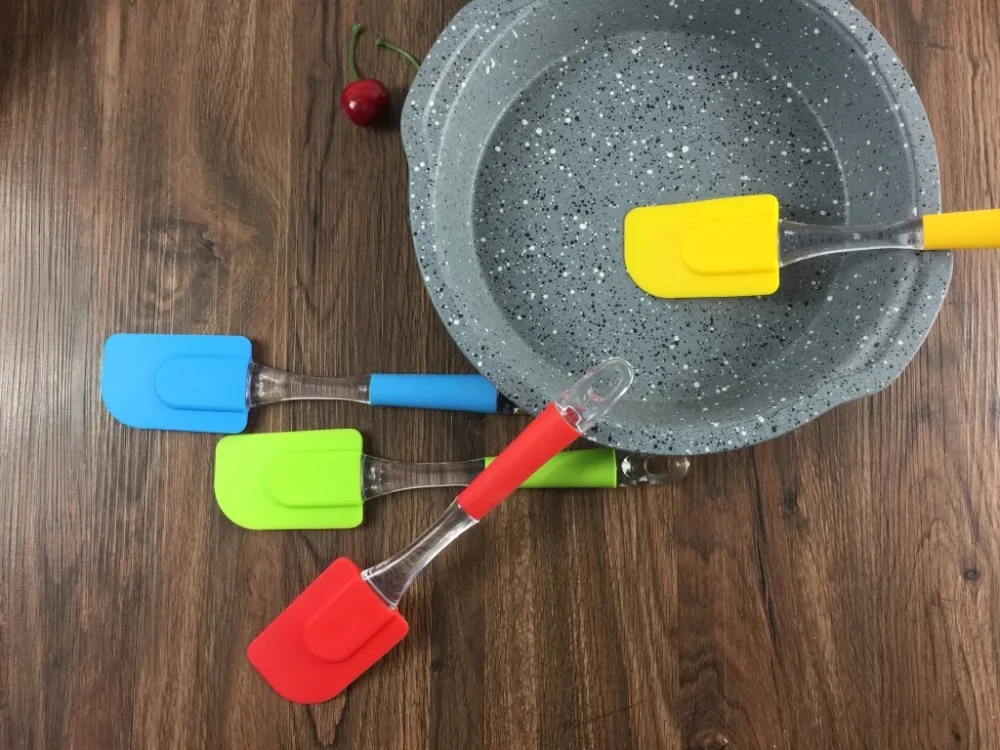 

Hot SaleKitchen Silicone Cream Butter Cake Spatula Mixing Batter Scraper Brush Butter Mixer Cake Brushes Baking Tool Kitchenware