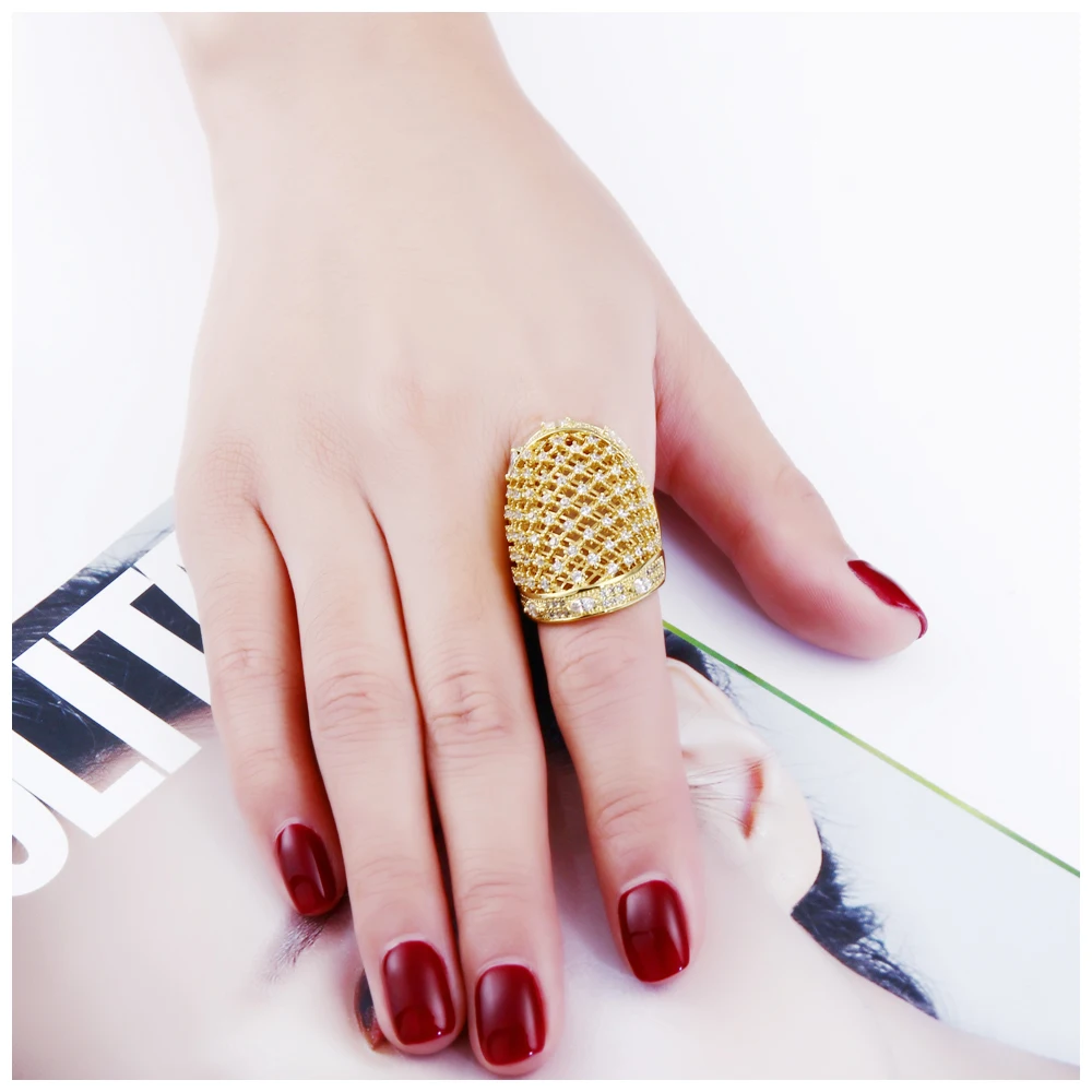 Dreamcarnival 1989 Designer New Hollow Out Rings for Women Rhodium Gold Color Engagement Wedding Jewelries Anel Feminino DC1989