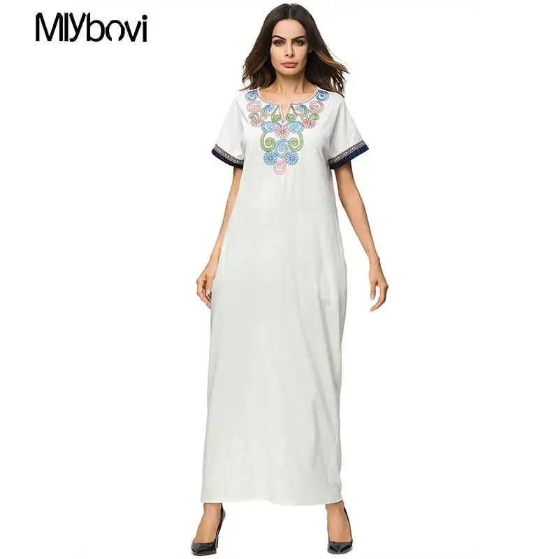 

2018 Women Islamic Dress Plus Size 2XL White Embroidery Women Muslim Dress Abaya Turkish Caftan Dubai Dresses Arabic Clothing