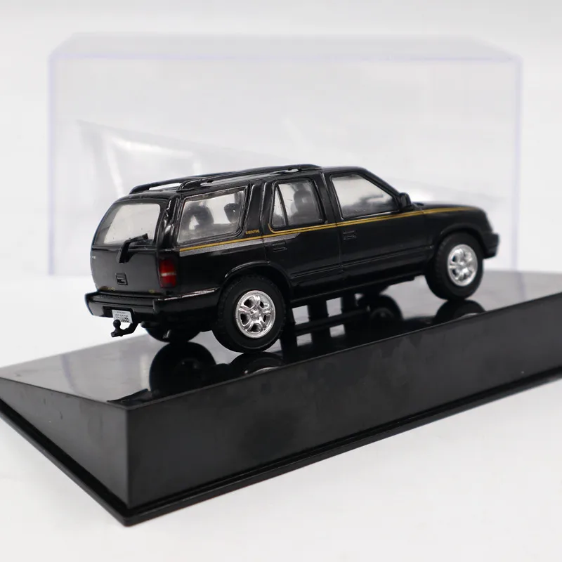 1:43 IXO Алтая 1997 Chevrolet Blazer Executive Diecast Модели Ограниченная серия