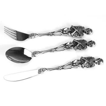 

Titanium steel outdoor EDC multi-purpose camping tableware, stainless steel personalized tableware, fork spoon knife. Skull