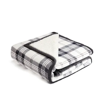 

Thick spring and autumn student dormitory rug soft skin Double-layer edging flannel blanket nap air-conditioning blanket