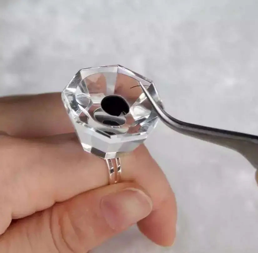 

Grafted eyelash ring finger rest Eyelash Extension Crystal Glass Adhesive Glue Ring Cup Holder Pallet