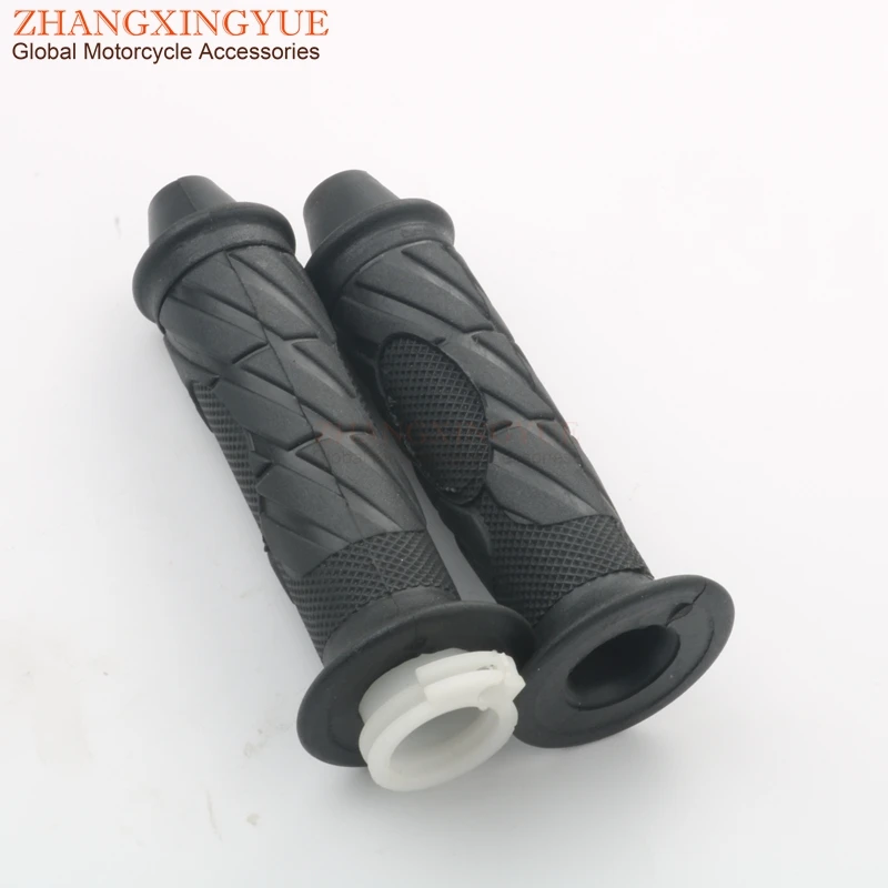 

Scooter Handlebar grips GY6, left and right, black, with throttle sleeve for PEUGEOT V-Clic 50cc 4-stroke